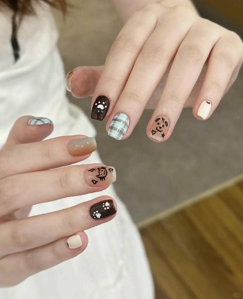 các mẫu nail đơn giản