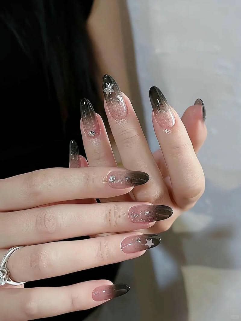 mẫu nail xinh đơn giản