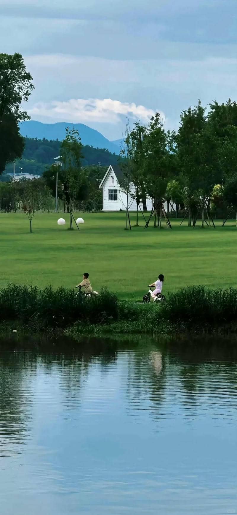 hình nền Iphone 15 (27)