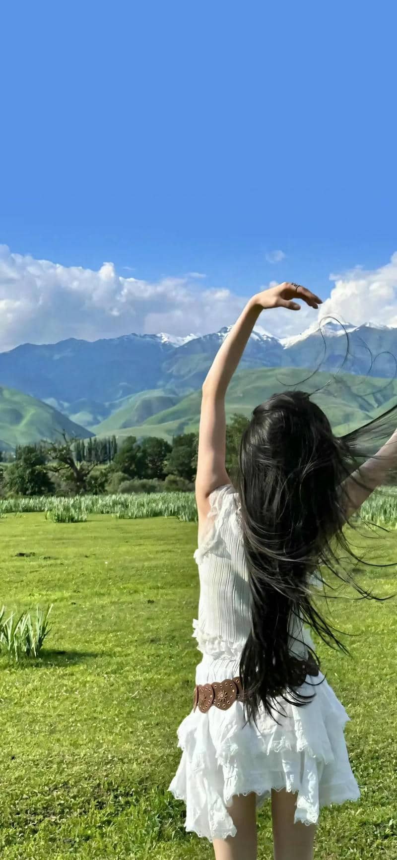 hình nền cô gái (14)